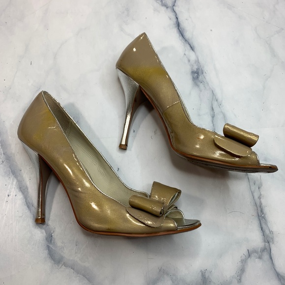 Ted Baker Gold Silver Peep Toe Bow High Heel Pumps - Picture 2 of 8